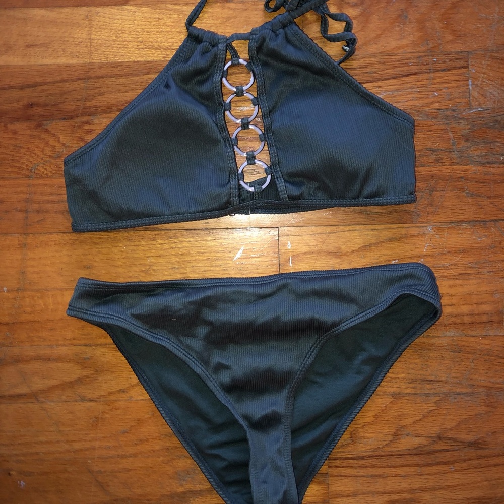Bikini!